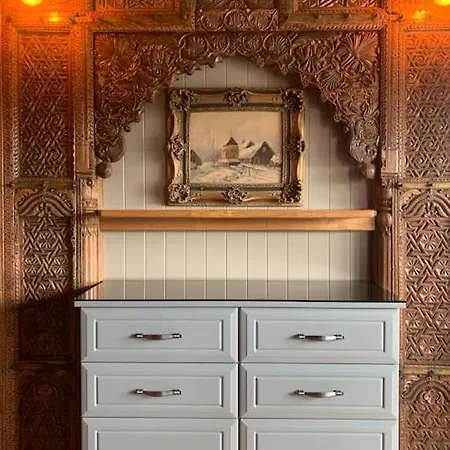 Maisie Ryan's דירה