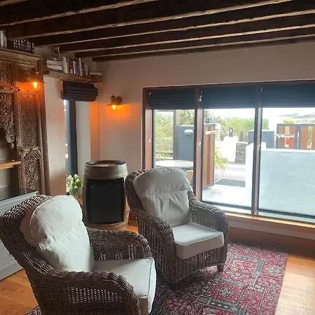 Maisie Ryan's Apartment *