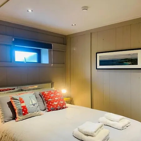 דירה Maisie Ryan's *