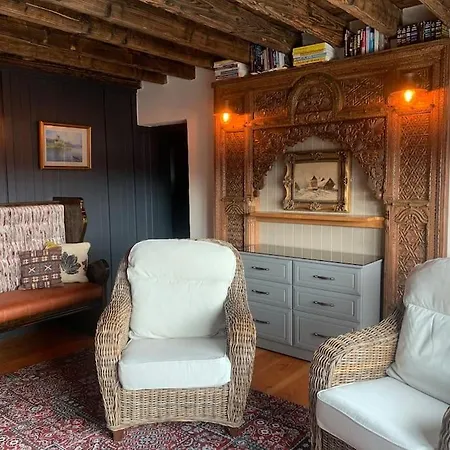 Maisie Ryan's Caherdaniel
