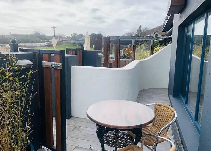 Maisie Ryan's * Caherdaniel